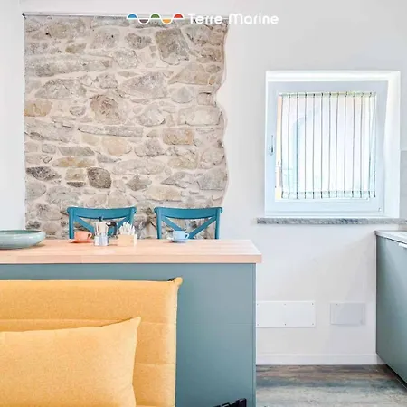 Apartamento Il Borgo Del Silenzio-vivo Per Lei, Terre Marine *